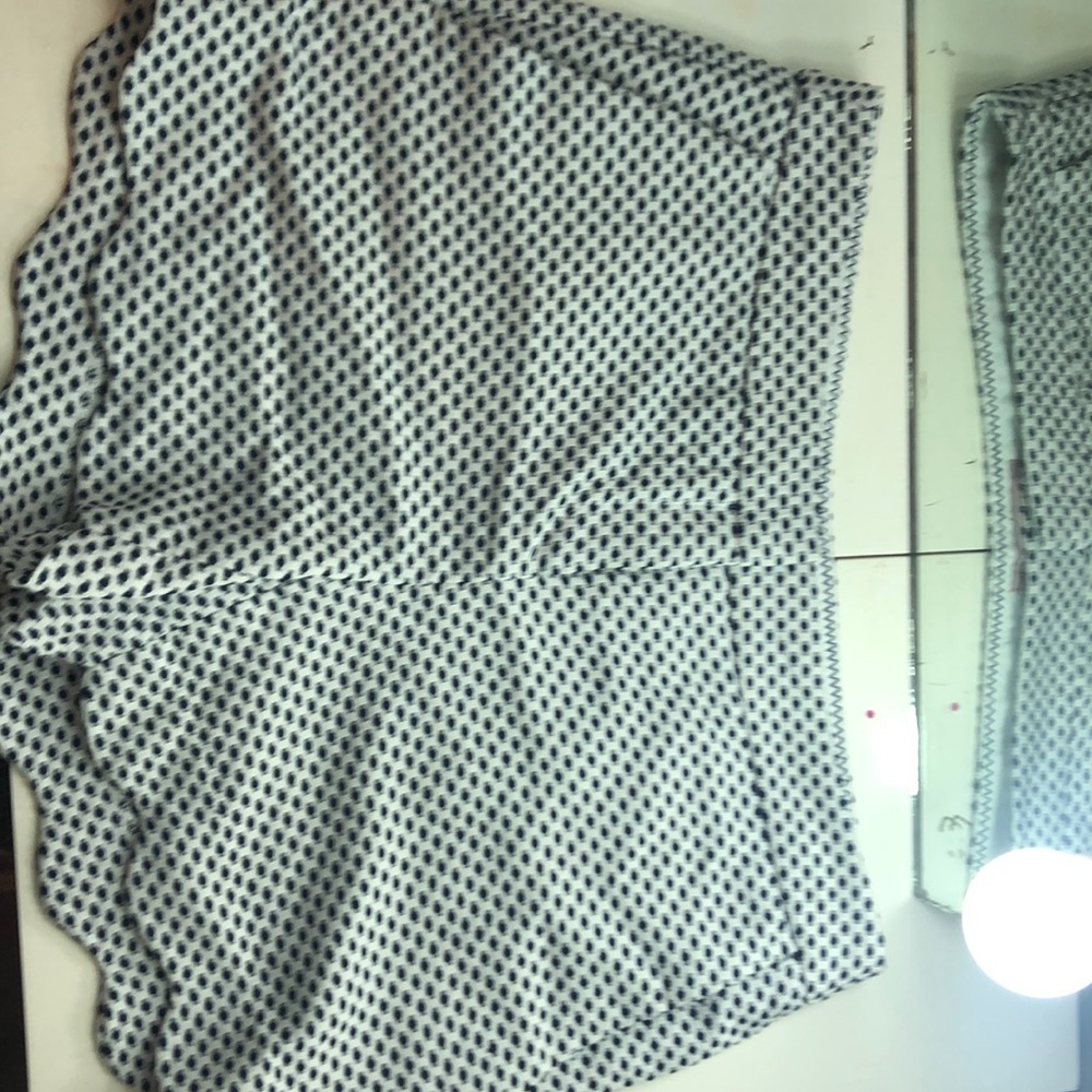 White and navy blue shorts